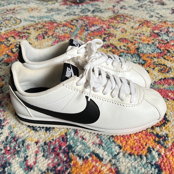 Nike | Shoes | Nike Classic Cortez 